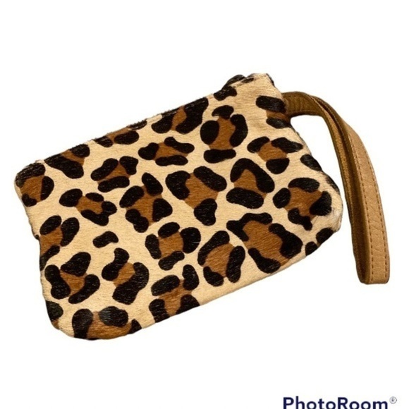Crewcuts By J. Crew Leather Cheetah print Wristlet - Picture 3 of 6